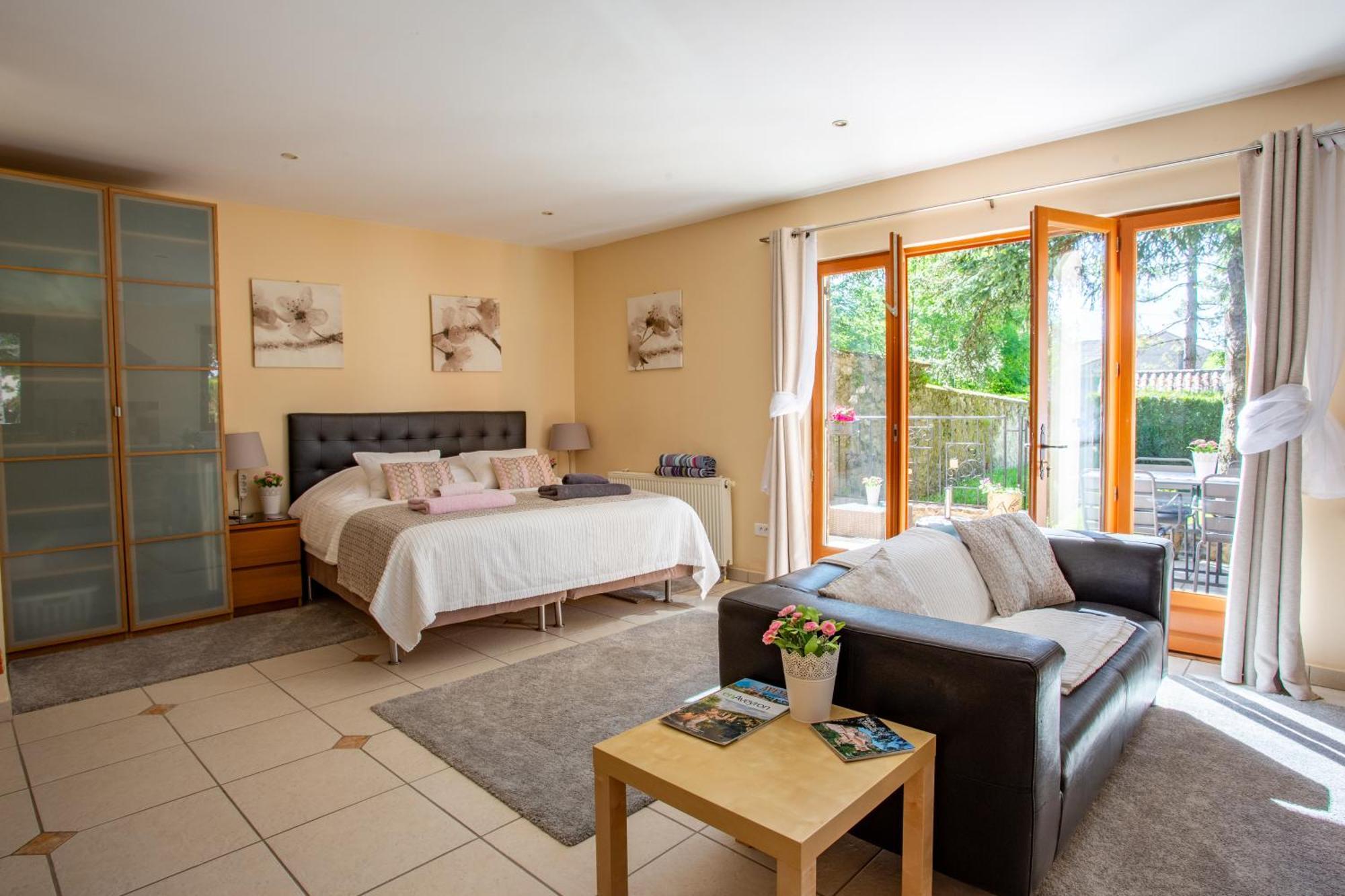 Gites Du Caylar - Chambres Et Appartments Le Caylar Kültér fotó
