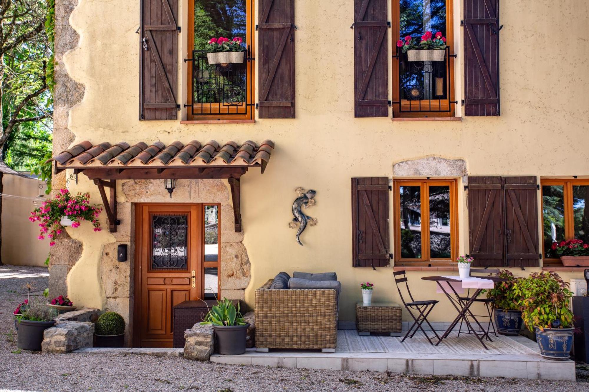 Gites Du Caylar - Chambres Et Appartments Le Caylar Kültér fotó