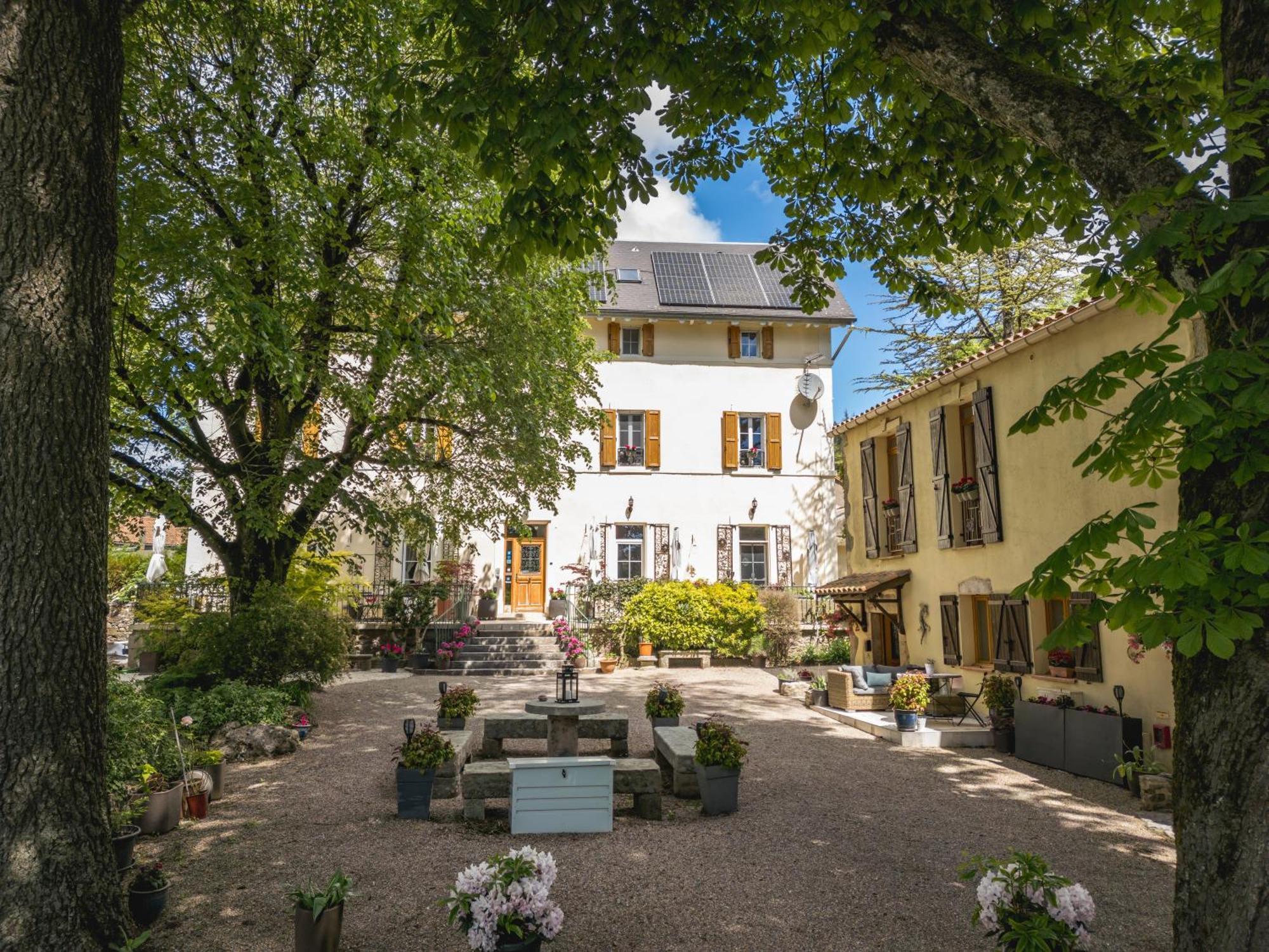 Gites Du Caylar - Chambres Et Appartments Le Caylar Kültér fotó
