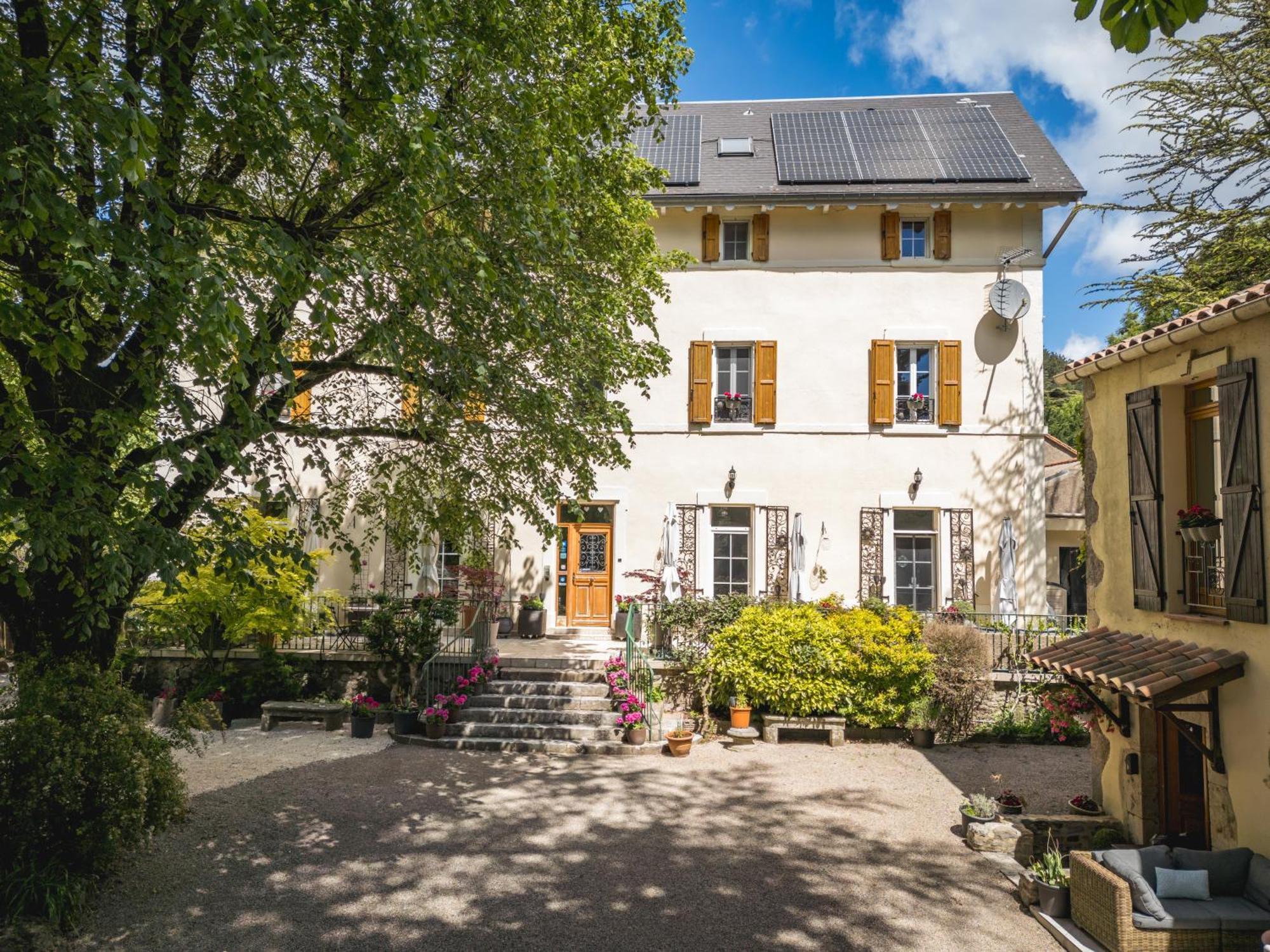 Gites Du Caylar - Chambres Et Appartments Le Caylar Kültér fotó